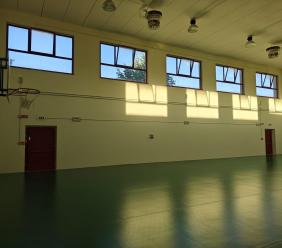 Montecassiano, completati i lavori alla scuola e alla palestra di Sambucheto: investiti 235mila euro