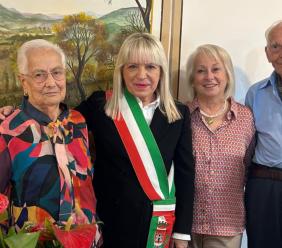 San Severino, Antonia Coccettini festeggia 100 anni e 72 di matrimonio con Dalmo