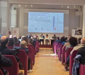 "Inps, tempi di attesa dimezzati grazie all'IA. In provincia di Macerata sempre più pizzerie e tatuatori"