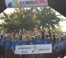 Quasi 1000 persone alla "ValdiChienti Charity Run for CorriADMO": una grande festa di solidarietà e vita
