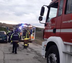 Recanati, colpisce un tombino con l'auto e finisce fuori strada: 78enne grave a Torrette Recanati, colpisce un tombino con l'auto e finisce fuori strada: 78enne grave a Torrette