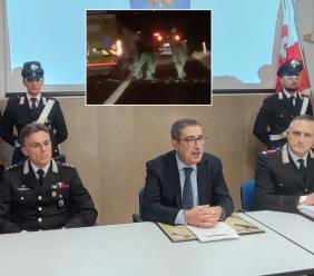 Rapina in A14, il video choc dell'assalto e della fuga: "Utilizzate armi da guerra. Spari anche in direzione delle guardie giurate"