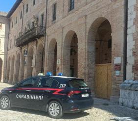 Caldarola, furti e intrusioni in case e chiese danneggiate dal sisma: 11 denunciati, tra loro alcuni youtuber