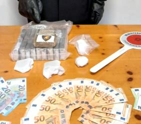 Corridonia, inseguimento tra le campagne: arrestato 22enne con oltre 2 chili di droga Corridonia, inseguimento tra le campagne: arrestato 22enne con oltre 2 chili di droga