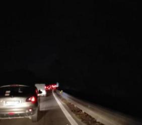 Montecosaro, schianto in superstrada fra tre veicoli: un ferito trasportato all'ospedale