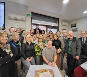 Macerata, gli ex studenti del 5° AS del Geometri si ritrovano a 30 anni dal diploma Macerata, gli ex studenti del 5° AS del Geometri si ritrovano a 30 anni dal diploma