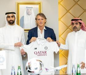Roberto Mancini riparte dall’Al-Sadd: il tecnico jesino guadagnerà 27mila euro al giorno Roberto Mancini riparte dall’Al-Sadd: il tecnico jesino guadagnerà 27mila euro al giorno