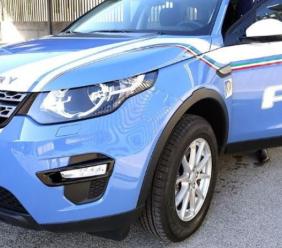 Tragico rinvenimento a Porto San Giorgio: trovato cadavere di un uomo in un canneto. Ferita sulla schiena Tragico rinvenimento a Porto San Giorgio: trovato cadavere di un uomo in un canneto. Ferita sulla schiena