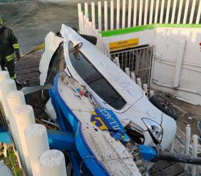 Incidente all'alba sulla Statale Adriatica: donna resta intrappolata nell'auto (FOTO) Incidente all'alba sulla Statale Adriatica: donna resta intrappolata nell'auto (FOTO)