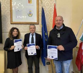 Civitanova apre il "Venerdì dell'Europa": consulenza gratuita sui fondi Ue per giovani e imprese Civitanova apre il "Venerdì dell'Europa": consulenza gratuita sui fondi Ue per giovani e imprese