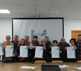 A Sant’Angelo in Pontano  torna il teatro: al via la rassegna dialettale con “Roba da matti”