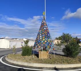 Montecassiano si accende: torna il Natale del Sambuco con mercatini, spettacoli e trenino