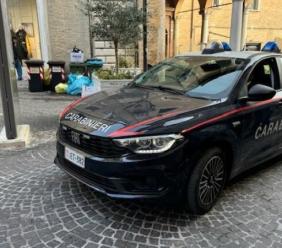 Macerata, sbanda con la moto e finisce a Torrette: era ubriaco, scatta la denuncia