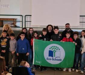 Civitanova, studenti protagonisti del cambiamento: consegnate le Bandiere Verdi Civitanova, studenti protagonisti del cambiamento: consegnate le Bandiere Verdi