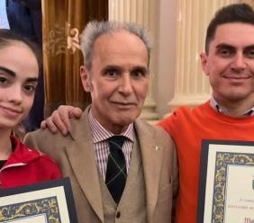 Sarnano celebra i suoi talenti: Marco Gentili e Anna Piergentili premiati alla Festa dello Sport di Macerata Sarnano celebra i suoi talenti: Marco Gentili e Anna Piergentili premiati alla Festa dello Sport di Macerata