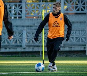 Maceratese, arriva il difensore centrale: ufficiale l'ingaggio del classe 2001 Giacomo Siniega Maceratese, arriva il difensore centrale: ufficiale l'ingaggio del classe 2001 Giacomo Siniega