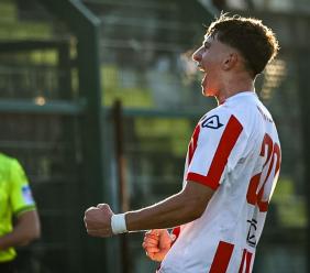 Serie D, Maceratese- Arbusti illumina con un tacco, ma non basta: Giulianova vince 2-1 Serie D, Maceratese- Arbusti illumina con un tacco, ma non basta: Giulianova vince 2-1