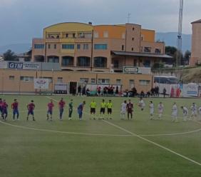 Promozione, Aurora Treia-Atletico Azzurra Colli finisce pari: la sfida al vertice non spezza l’equilibrio
