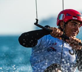 Club Vela Portocivitanova, Riccardo Pianosi diventa socio onorario: il giusto tributo al fuoriclasse del Kite