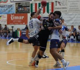 Pallamano: Macagi Cingoli, il derby infrasettimanale contro la Publiesse Chiaravalle vale la salvezza