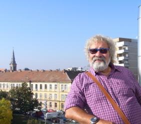 Addio a Giuseppe Carbone, storico balneare ed ex presidente del Porto Potenza Calcio