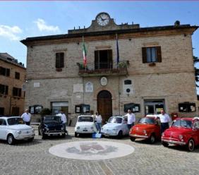 A Colmurano nasce l'Heritage Cars Club: passione per le auto d’epoca e cuore maceratese A Colmurano nasce l'Heritage Cars Club: passione per le auto d’epoca e cuore maceratese