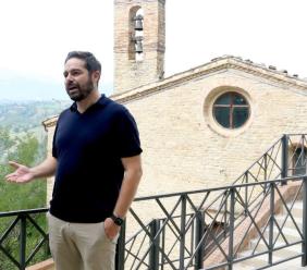 Il sindaco Pompei: "Monte San Martino è senza medico, l'Ast ce lo ha comunicato via WhatsApp"