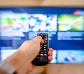 Abbonamenti pay tv e rinnovi automatici con richieste di soldi: sono legali?