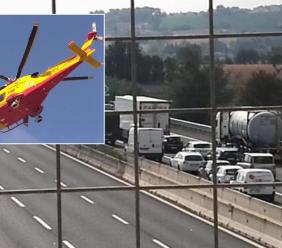 Carambola sull’A14  tra quattro mezzi: un ferito grave trasferito in eliambulanza