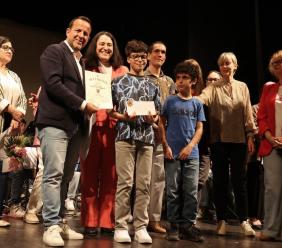 Giovani attori e scenografi protagonisti a Pollenza: grande successo per la 24esima rassegna teatrale