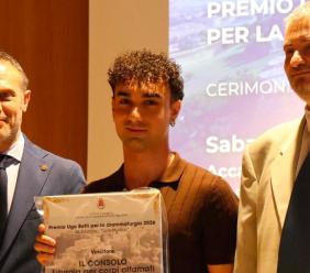 Camerino, "Il Consolo" conquista la giuria: a Vincenzo Politano il Premio Ugo Betti Camerino, "Il Consolo" conquista la giuria: a Vincenzo Politano il Premio Ugo Betti