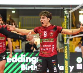 Pallavolo Macerata, Lorenzo Esposito è il primo colpo Pallavolo Macerata, Lorenzo Esposito è il primo colpo