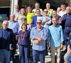 "Ci diplomammo nel 1976": dopo 50 anni la reunion degli ex studenti del Liceo Galilei tra abbracci e ricordi