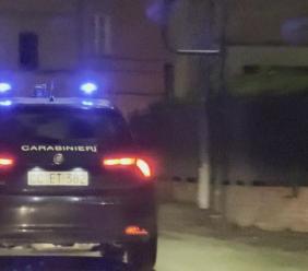 Recanati, aggredita in centro per strapparle la borsa: paura per una studentessa di 22 anni Recanati, aggredita in centro per strapparle la borsa: paura per una studentessa di 22 anni