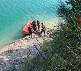 Cingoli, dramma al lago di Castreccioni: uomo trovato senza vita in acqua Cingoli, dramma al lago di Castreccioni: uomo trovato senza vita in acqua