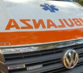 Montecassiano, finisce fuori strada con l'auto: ferito il conducente Montecassiano, finisce fuori strada con l'auto: ferito il conducente