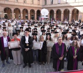 Università di Macerata ai vertici della classifica Censis: seconda in Italia per Educazione e Formazione Università di Macerata ai vertici della classifica Censis: seconda in Italia per Educazione e Formazione