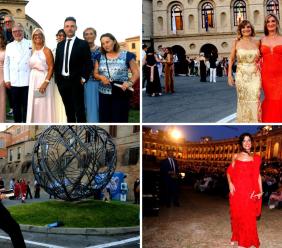 Sul red carpet del Nabucco a Macerata va in scena la "rivoluzione casual" Sul red carpet del Nabucco a Macerata va in scena la "rivoluzione casual"