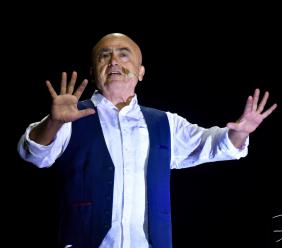Urbisaglia, il maltempo ferma lo spettacolo di Paolo Cevoli: si recupera il 25 agosto all'Anfiteatro Romano Urbisaglia, il maltempo ferma lo spettacolo di Paolo Cevoli: si recupera il 25 agosto all'Anfiteatro Romano