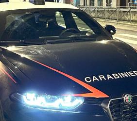 Si fingono carabinieri e raggirano un 89enne: bloccati dopo una fuga lampo tra Fermo e Macerata Si fingono carabinieri e raggirano un 89enne: bloccati dopo una fuga lampo tra Fermo e Macerata