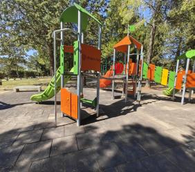 Morrovalle, al Parco del Pincio arriva la nuova area giochi inclusiva Morrovalle, al Parco del Pincio arriva la nuova area giochi inclusiva