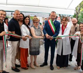Matelica, riapre la Farmacia Comunale nella sede storica: nuovi servizi e magazzino automatizzato Matelica, riapre la Farmacia Comunale nella sede storica: nuovi servizi e magazzino automatizzato