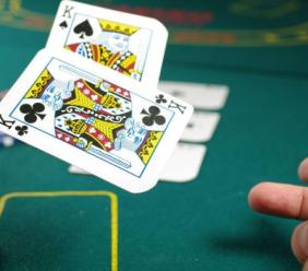 Blackjack, roulette o slot machine: quali giochi da casinò sono più adatti ai diversi tipi di giocatori? Blackjack, roulette o slot machine: quali giochi da casinò sono più adatti ai diversi tipi di giocatori?