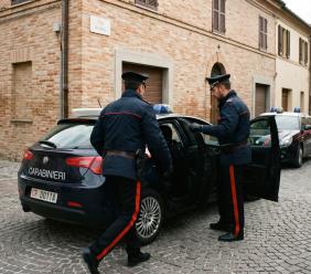Casa vacanze, versa 400 euro di caparra e il proprietario sparisce: denunciato 42enne