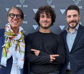 Leo Gassmann incontra il suo hairstylist a Belforte: “Qui mi sento a casa” Leo Gassmann incontra il suo hairstylist a Belforte: “Qui mi sento a casa”