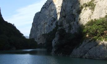 Ragazzo di 19 anni scomparso: la Regione autorizza lo svuotamento della diga del Furlo