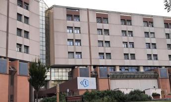 Ancona, blackout nella notte all'ospedale Torrette: code e disagi per personale medico e pazienti