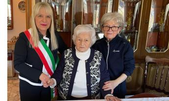 Fidalma spegne 100 candeline: è festa a San Severino