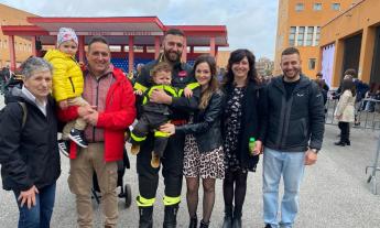 Presta giuramento il vigile del fuoco Sante Damiano Pontani: è festa a Monte Cavallo