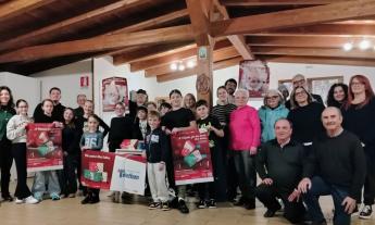 Montecosaro, il gruppo folk Li Matti de Montecò in campo per la ricerca